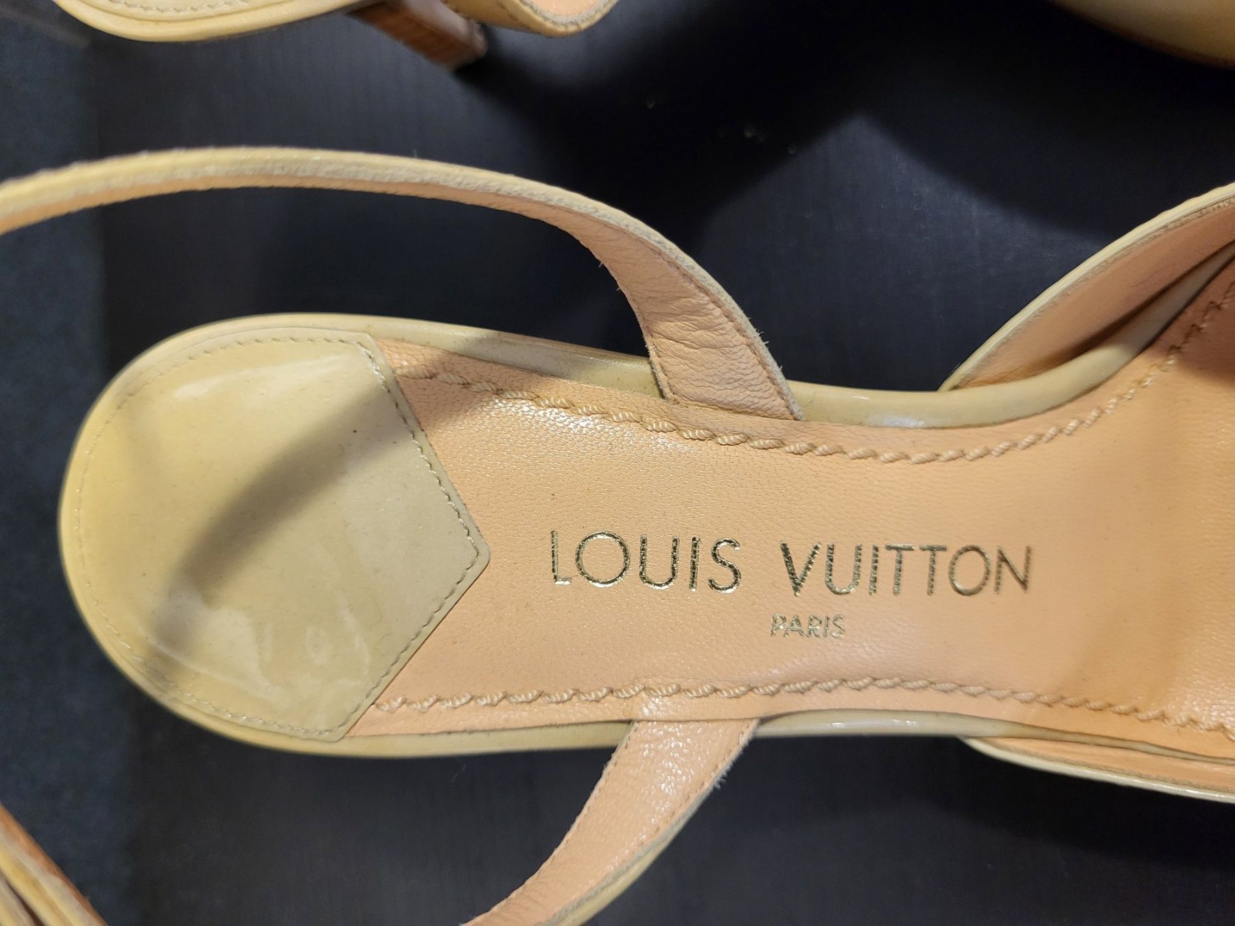 Louis Vuitton Scarpe da donna: Louis Vuitton Slingpumps beige Lackleder Grösse 40 – Nuovo (secondo la descrizione) da Locarno venduto da ernsthofmann 6