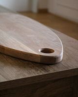 Servier- und Schneidebrett aus Holz - Wood Plate