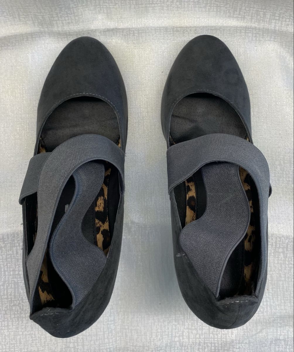 Cube Scarpe da donna: Pumps grau Grösse 38 mit Gummibändern – Nuovo (secondo la descrizione) da Hausen AG venduto da corinne_g 2