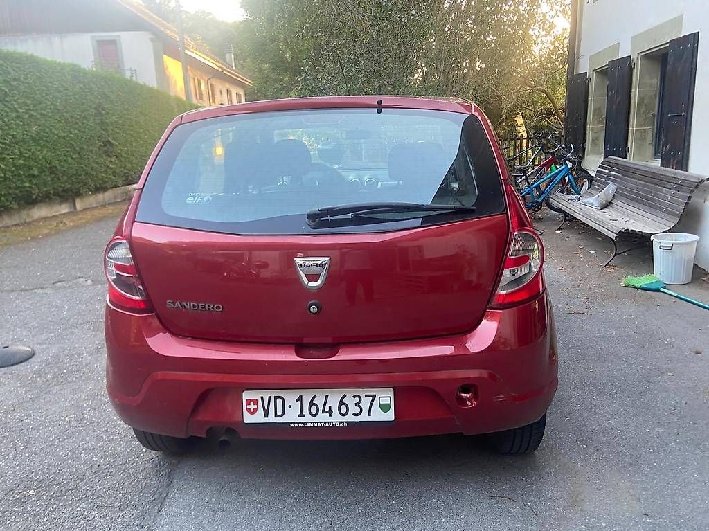 Dacia Automobili: Dacia Sandero 1.2 75 – Usato da Montheron venduto da circonflexe 1
