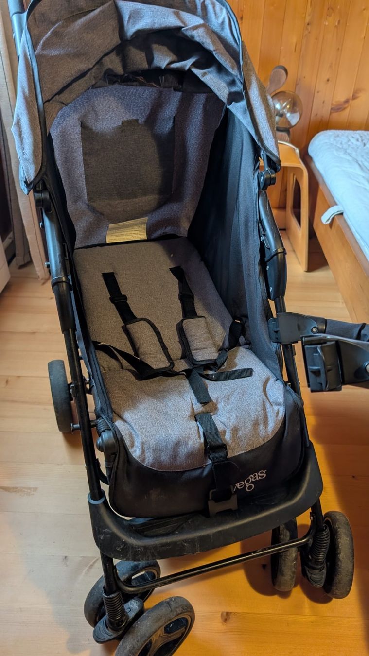Kinderwagen: Kinderwagen grau gebrauchter Zustand – Gebraucht aus Gümligen von Sriesen 5