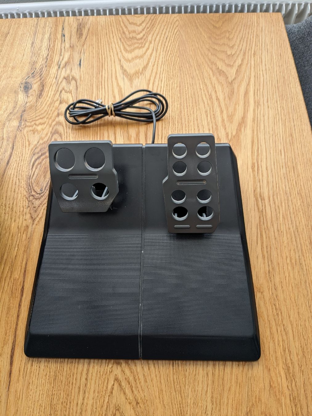 Logitech Controller: Logitech Wingman Formula Force GP und Joystick Force 3D – Gebraucht aus Konolfingen von  2
