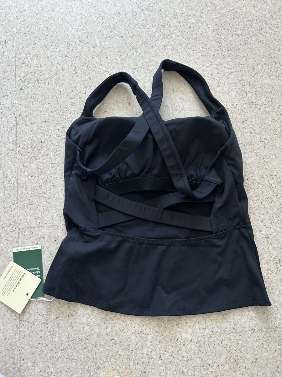 Halara Top: NEU Sportoberteil M schwarz – Nuovo e nell'imballaggio originale da Oberengstringen venduto da RebiSteen 1