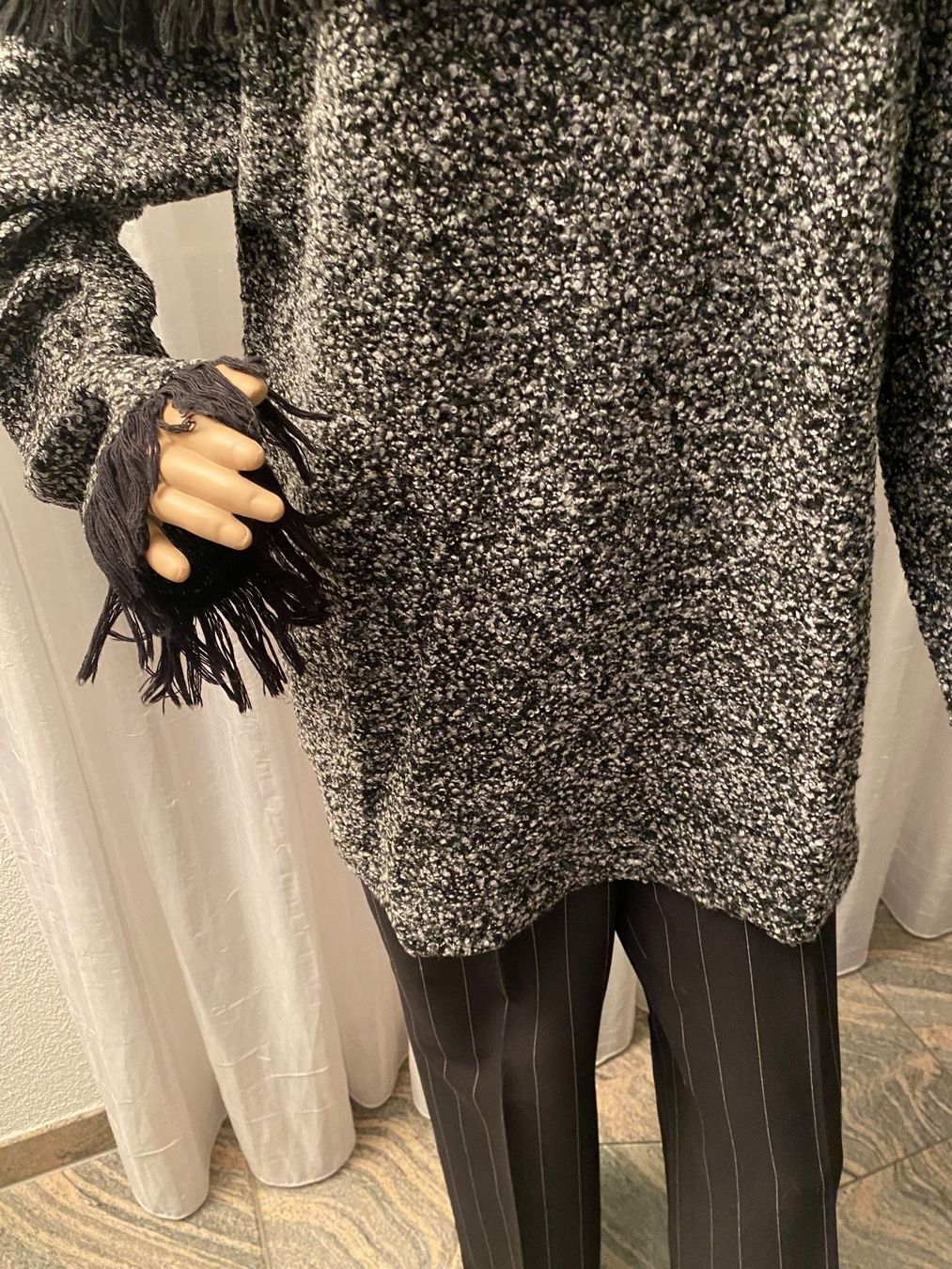 Maglioni & Felpe: perfekter Auftritt mit diesem einzigartigen Pullover, XL/46 – Usato da Winkel venduto da ferrari2022 6