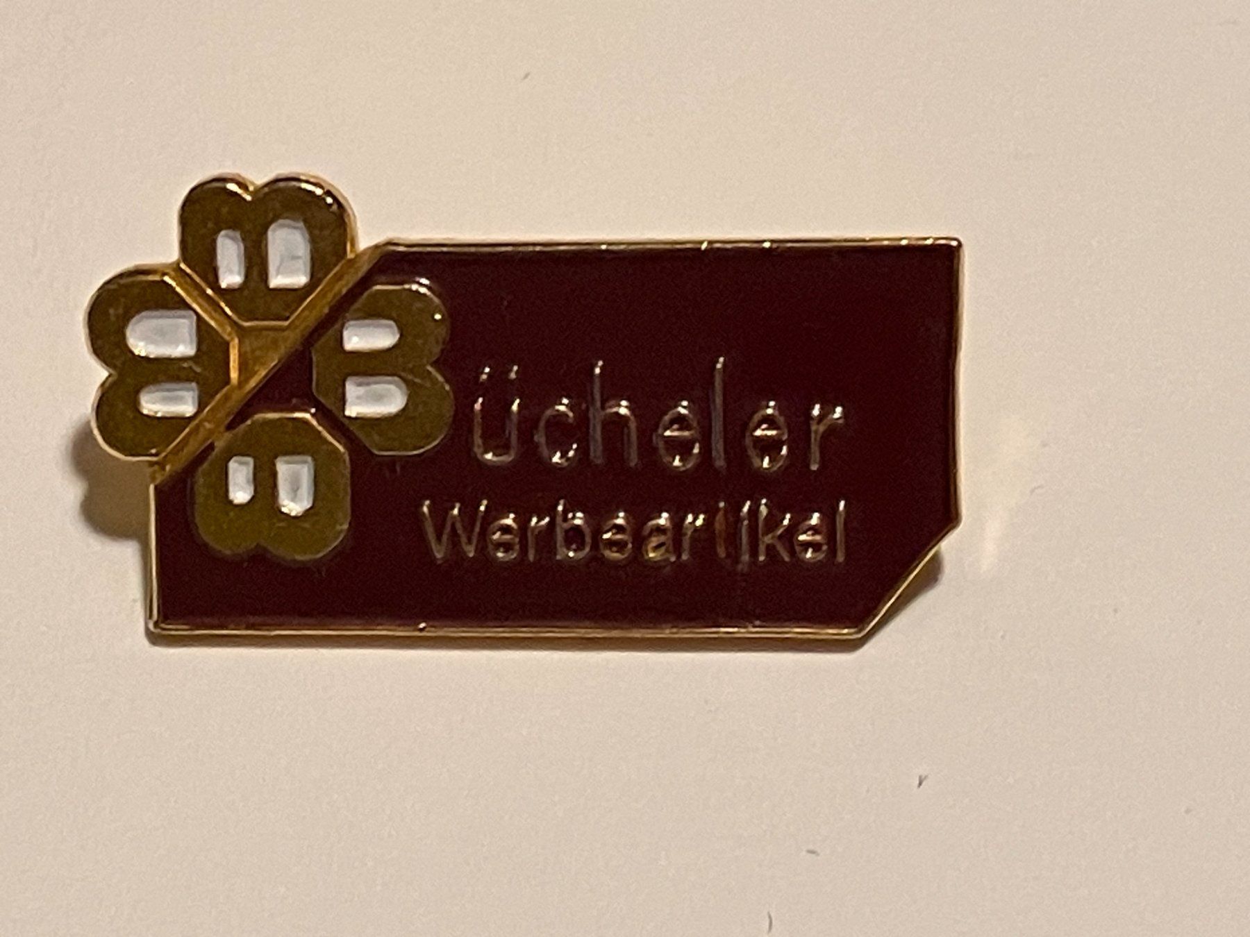 Placchette & Badge: 1 Pin Bücheler Werbeartikel – Usato da Basel venduto da djwwpp
