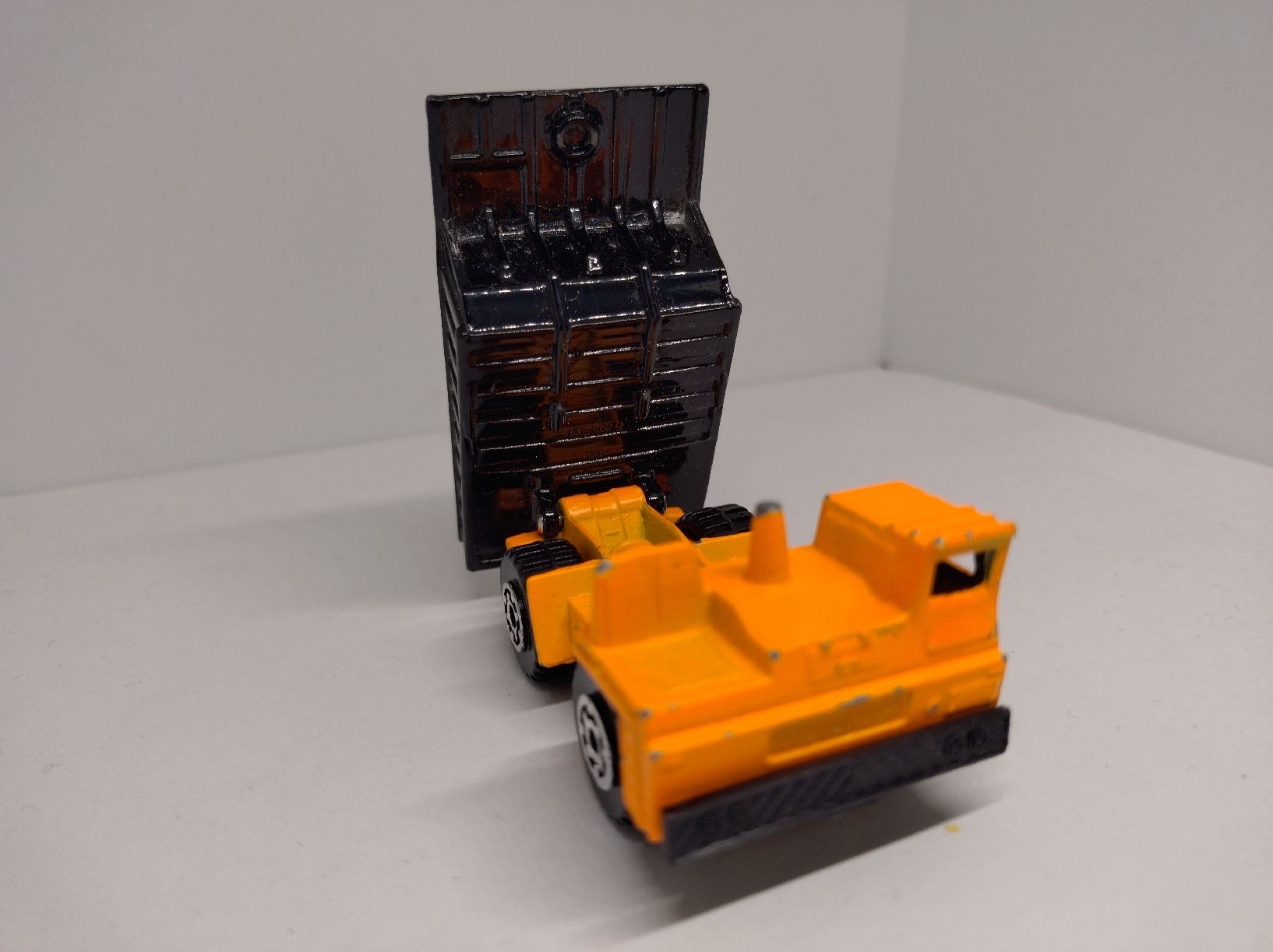 Matchbox Modellini d'auto: Matchbox, Dump Truck 1/140 – Usato da La Chaux-de-Fonds venduto da Pierrot8404 5