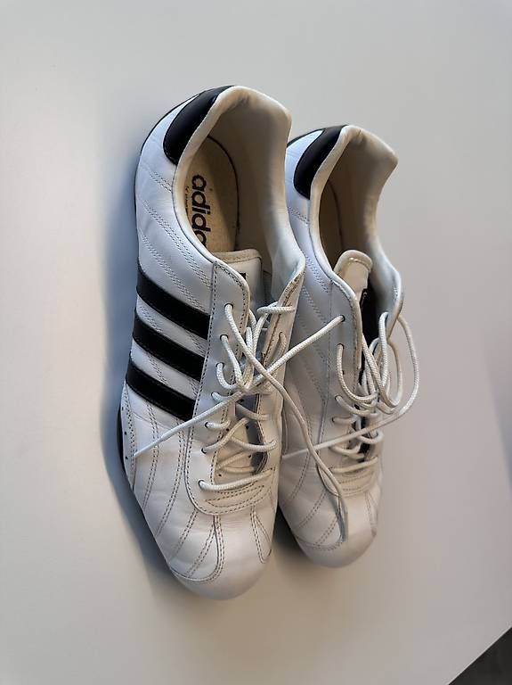 Adidas Herrenschuhe: Adidas Adi Low Sneaker Gr. US 11 1/2 – Gebraucht aus Basel von gue_d7dq 1