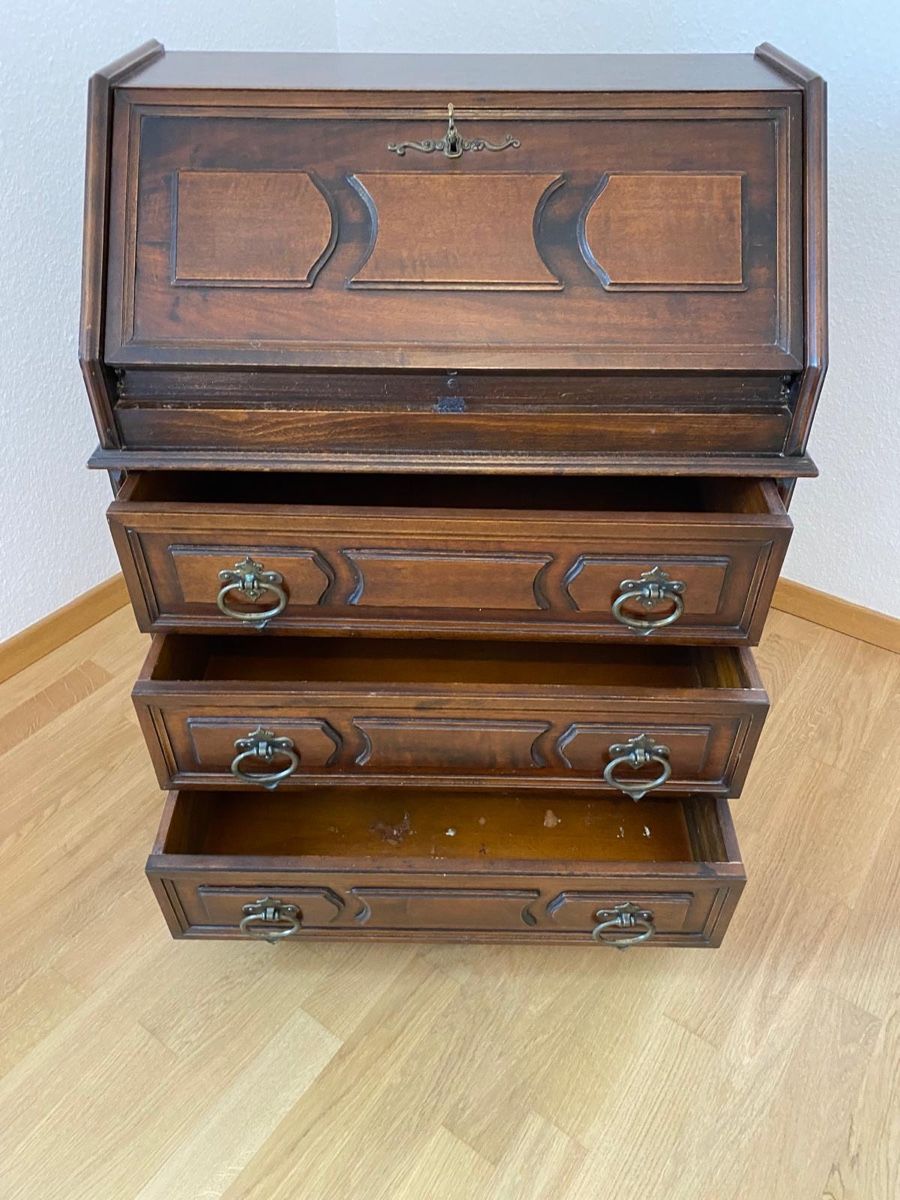 Commodes: Sekretär, mit Schubladen! – D'occasion à Au ZH par Ale-x65