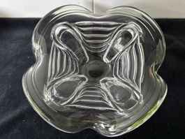 Eleganti Glasschale, dekorativ und zeitlos -  5,5 Kilogramm 