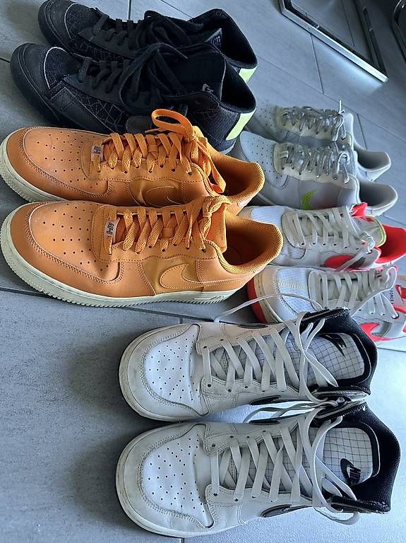 Scarpe da uomo: Gebrauchte Nike Schuhe . grösse 44  – Usato da Altendorf venduto da romancon 1