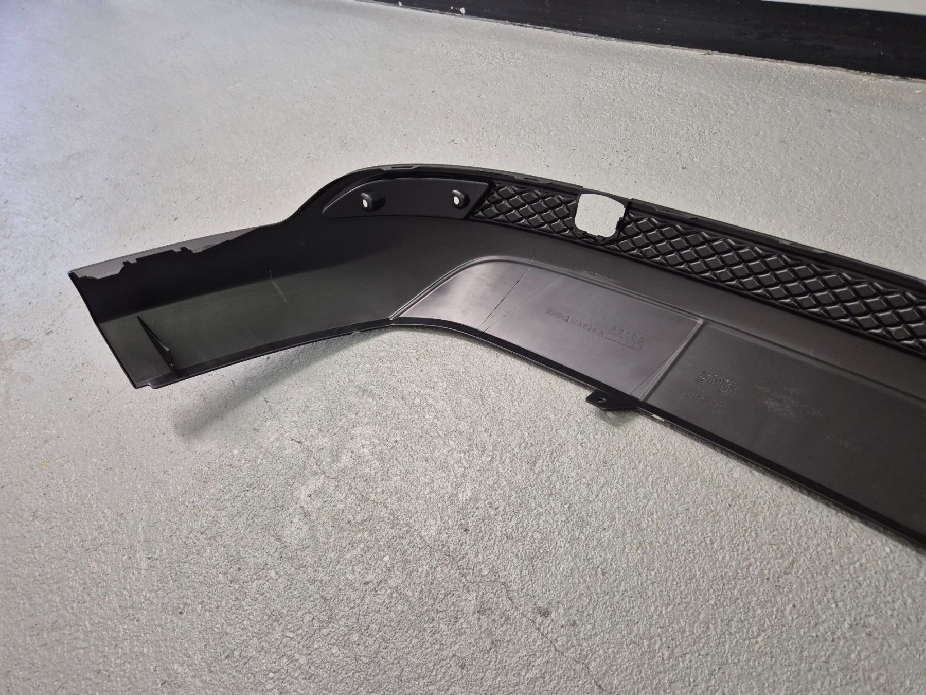 Ford Tutti pezzi di ricambio auto: Heckdiffusor Stosstange hinten für Ford Focus – Nuovo e nell'imballaggio originale da Domat Ems venduto da tchnesa 5