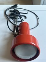 Klemmlampe rot mit Kabel und Schalter gebraucht(I22)
