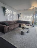 MILANO Sofa Braun mit motorischer Sitztiefenverstellung