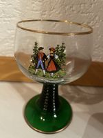 Schwarzwald-Glas mit Tracht, vintage, Dekorativ - Souvenir
