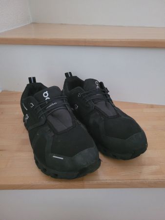 on cloud waterproof schwarz Gr. 43