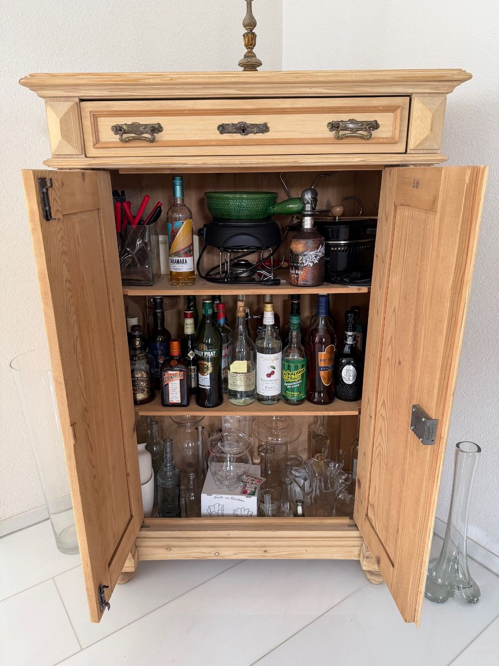 Schränke: Antiker Schrank um 1900, Tanne – Gebraucht aus Fehraltorf von Burrito1 2