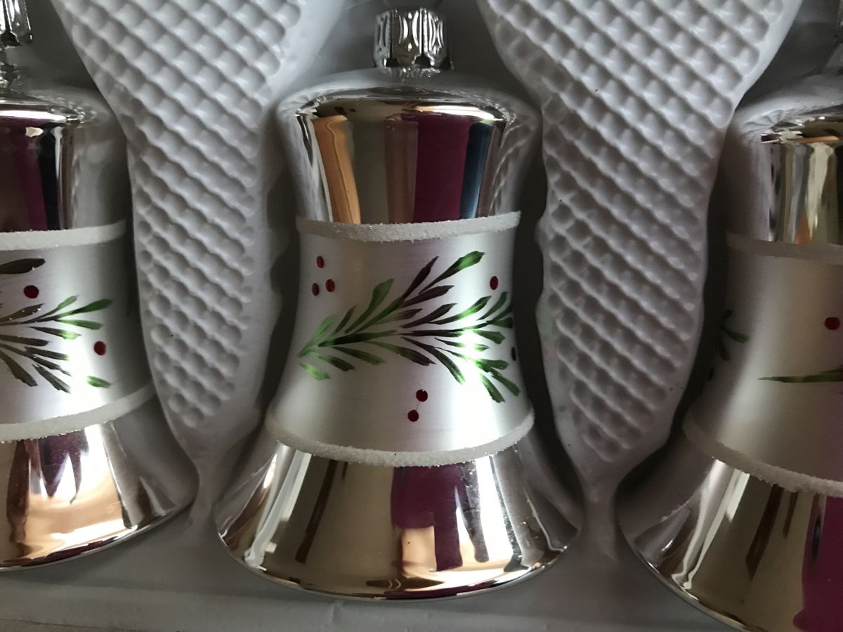 Tutte le decorazioni: Silberne Glocken Christbaumschmuck Glocke – Nuovo e nell'imballaggio originale da Alpnach Dorf venduto da marvo 3