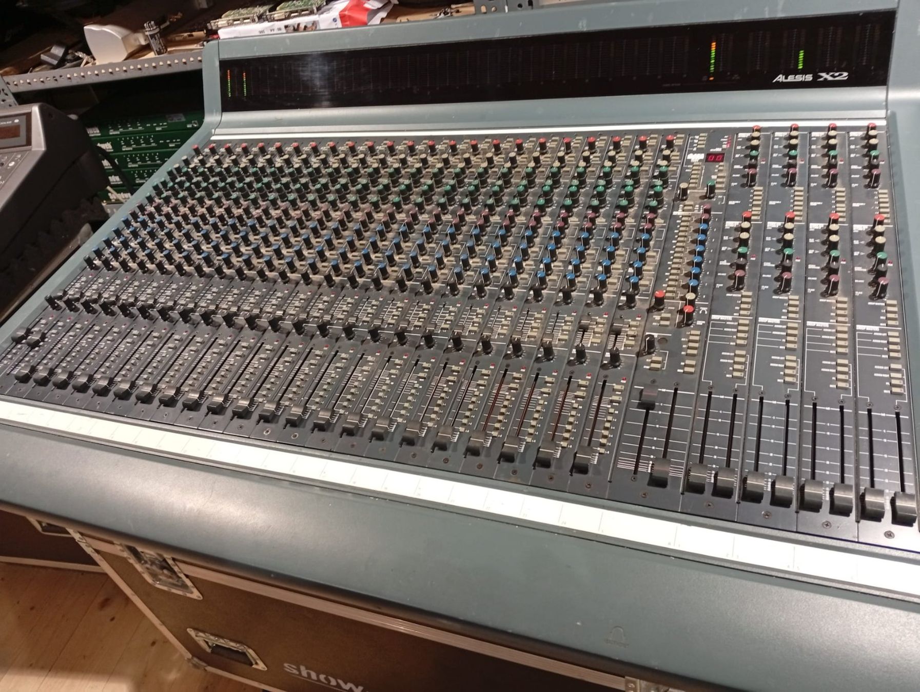 Console di mixaggio: MIXER ALESIS X2 - PROFI STUDIO Mischpult – Usato da Koppigen venduto da connect1