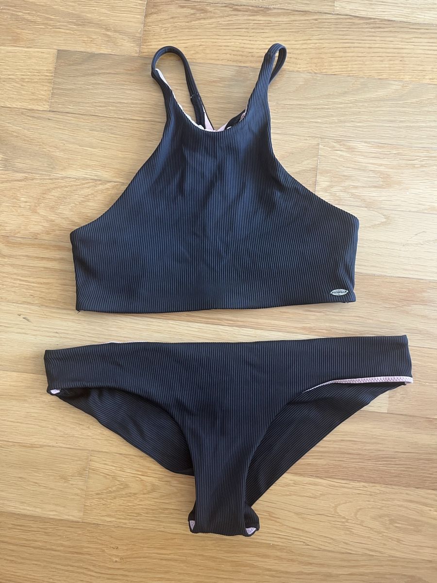 O'Neill Badekleider & Bikinis: Bikini O'Neill schwarz Grösse S – Gebraucht aus Frauenfeld von heyLani