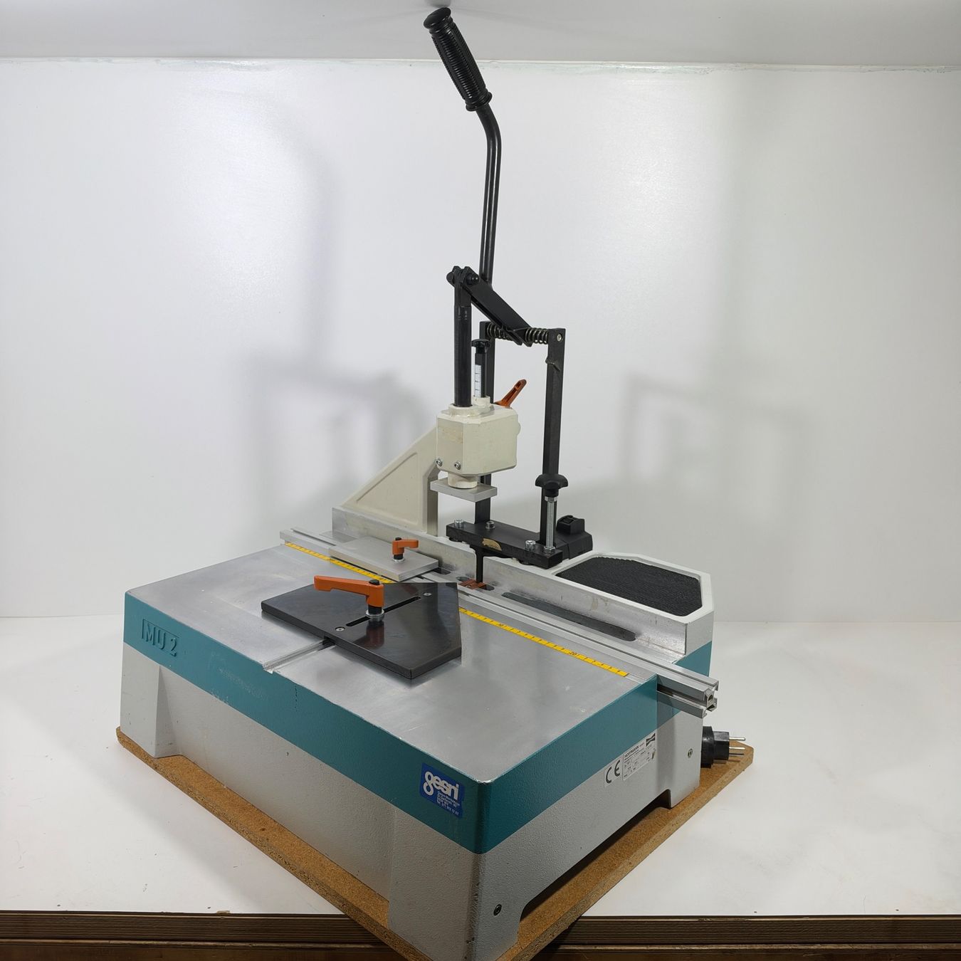 Tutte le macchine: SCHWALBENSCHWANZFRÄSE - HOFFMANN MU-2 – Usato da Rothrist venduto da Die_Welle 1