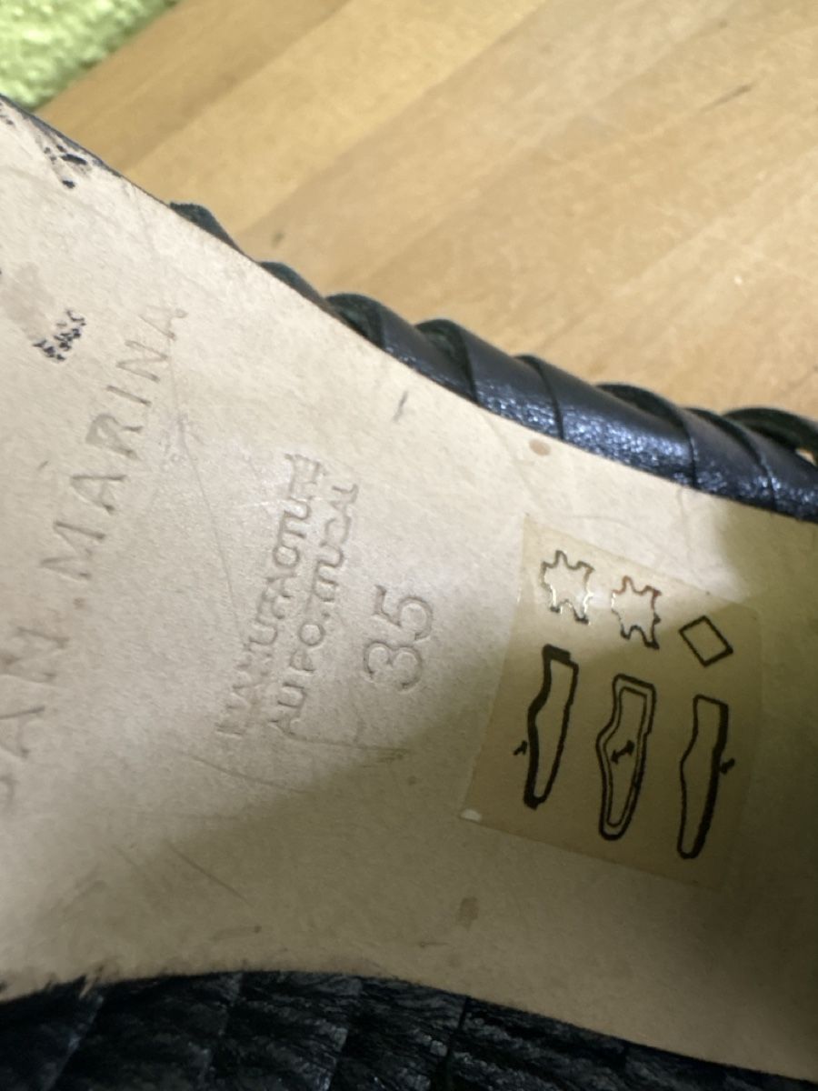 Scarpe da donna: Sandales San Marina cuir taille 35 – Usato da Düdingen venduto da Yellow 3