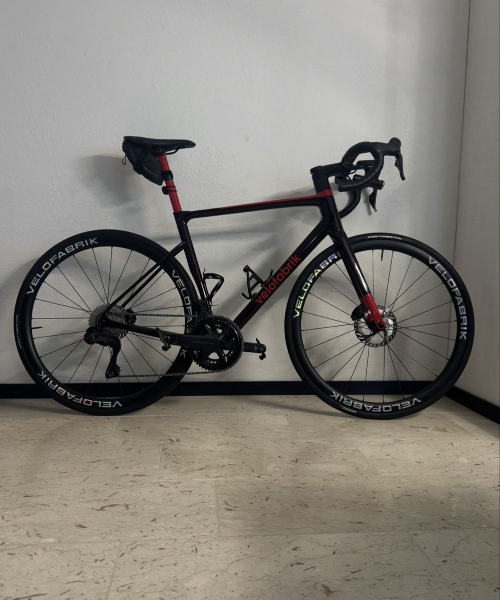Ultegra Biciclette: Velofabrik Apex Ultegra Di2 – Usato da Feuerthalen venduto da Luca.-