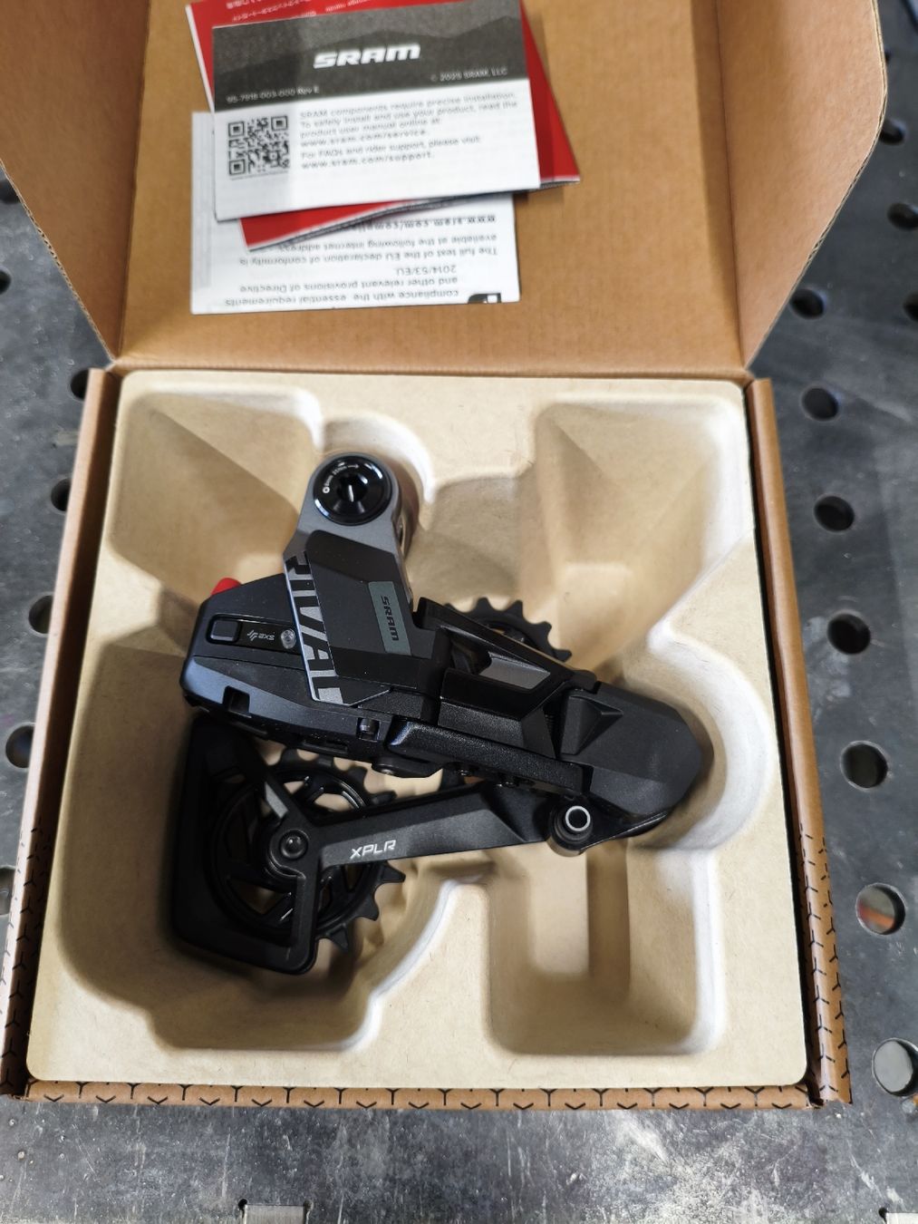 Sram Pezzi di ricambio: Dérailleur arrière Sram XPLR 13V – Nuovo e nell'imballaggio originale da La Chaux-de-Fonds venduto da bulson78