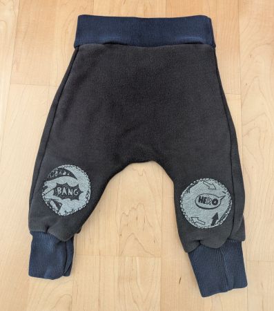 Coole Pumphose Grösse 62/68 Top Zustand!