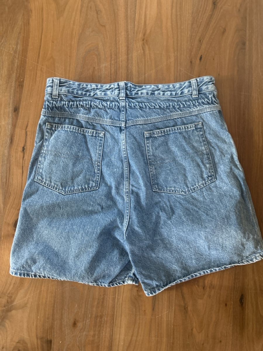 Closed Jeans: Closed Jeans Shorts Denim Grösse L – Usato da Herisau venduto da Renee30 4