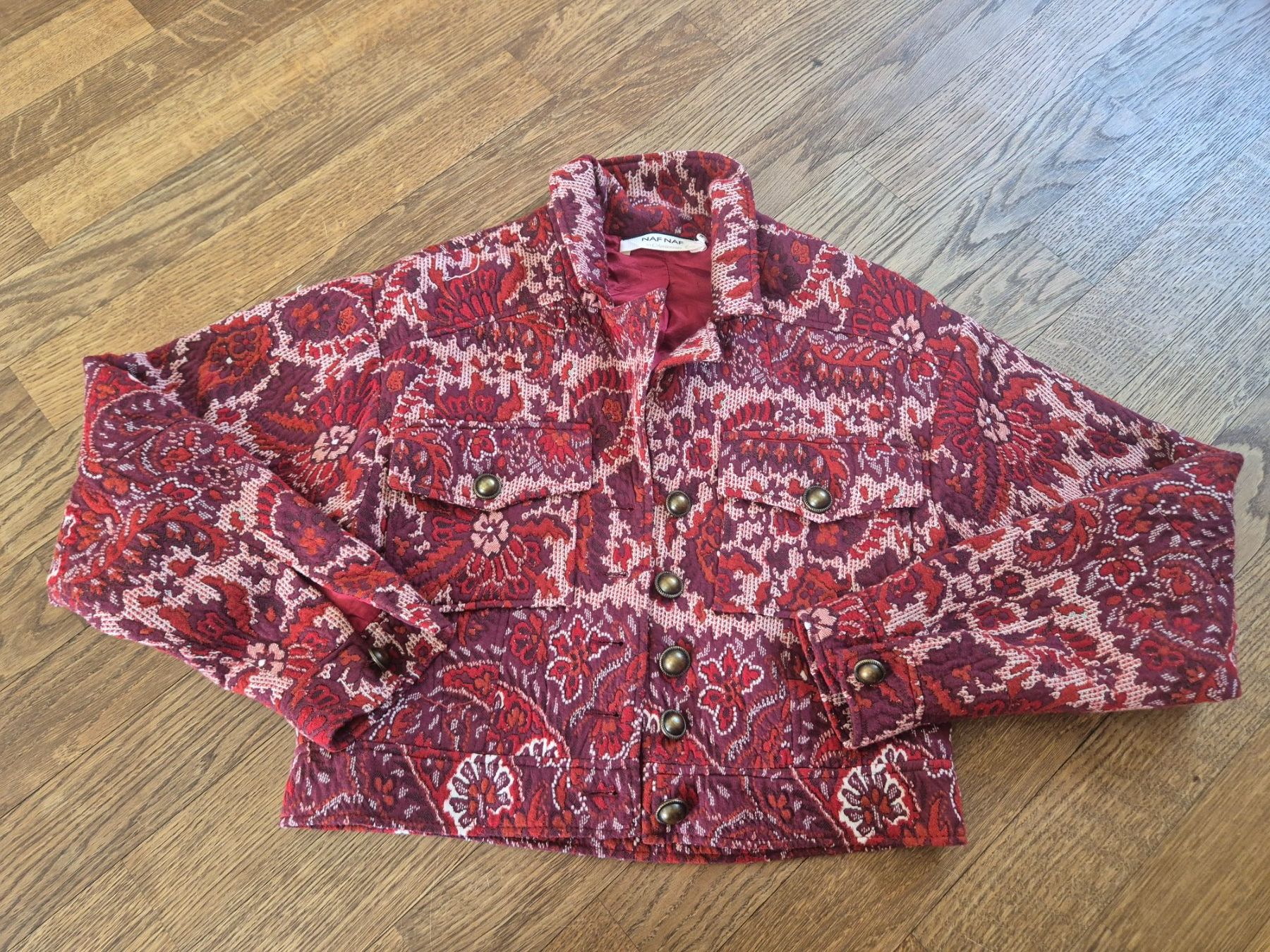 Nafnaf Giacche: Naf Naf red flower pattern cropped jacket size 34etaa0 – Usato da Zürich venduto da mon_attitude