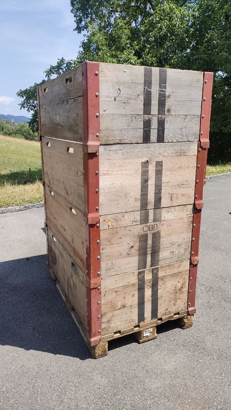 Pallets: Palettenrahmen und Paletten – Usato da Flawil venduto da rbdrei 1
