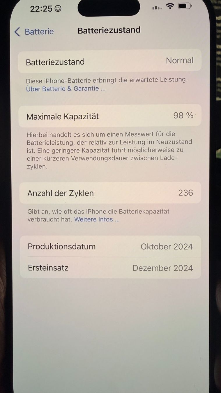 Apple Telefoni cellulari / Smartphones: iPhone 16 Pro, Black Titanium, 128GB / fast Neuzustand – Usato da Walenstadt venduto da kan_7ply 9