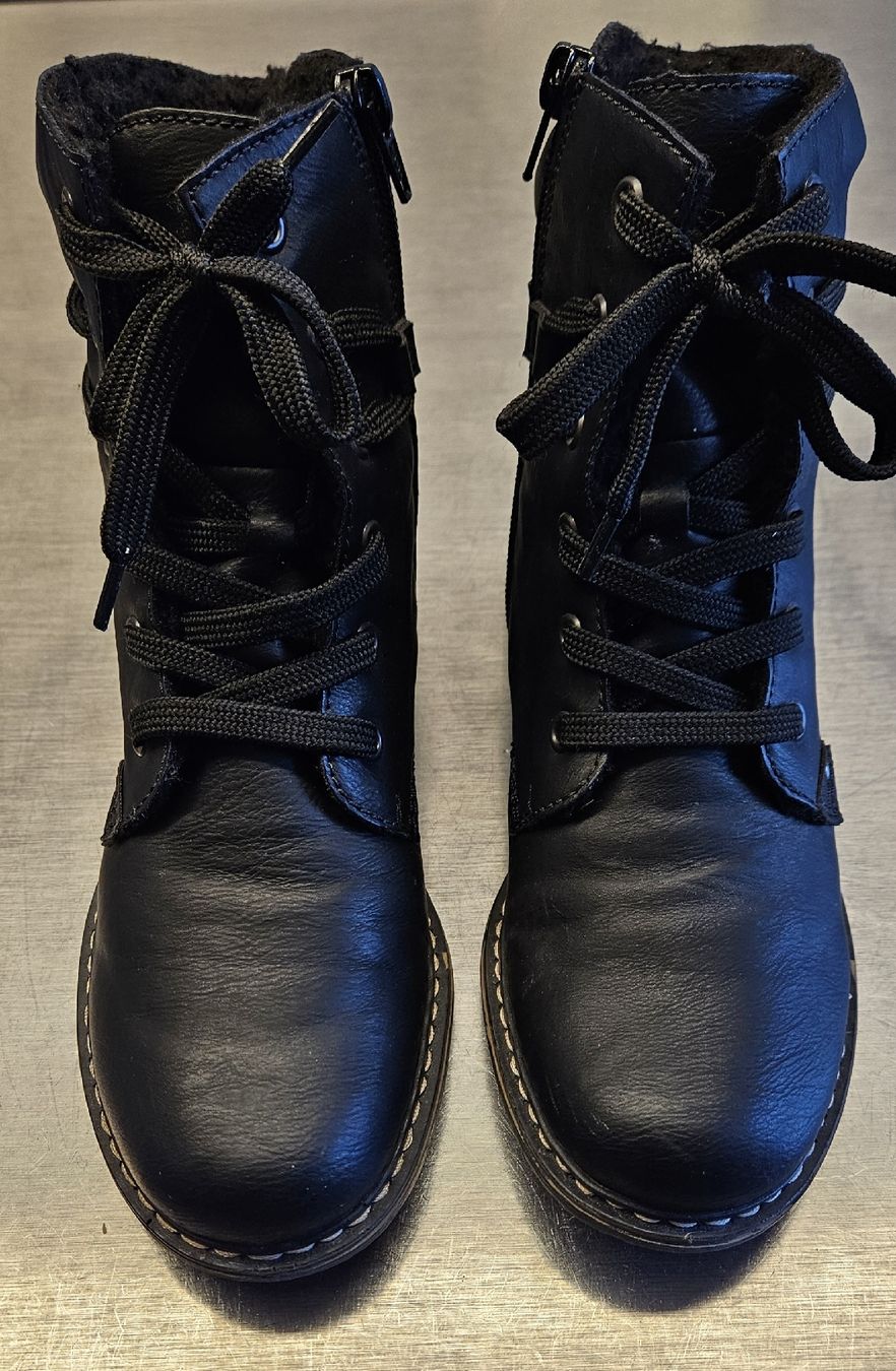 Rieker Scarpe da donna: Rieker Gr. 37 – Nuovo (secondo la descrizione) da St. Gallenkappel venduto da masterglaus01