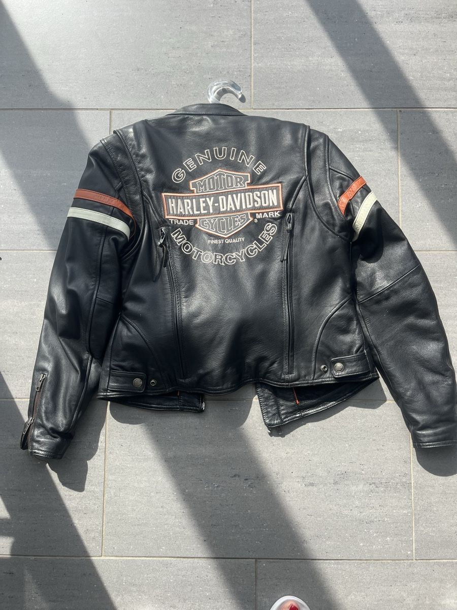 Harley-Davidson Vestes: Lederjacke Harley Davidson gr.M mit inlet – D'occasion à Niederönz par mei_x8wv 3
