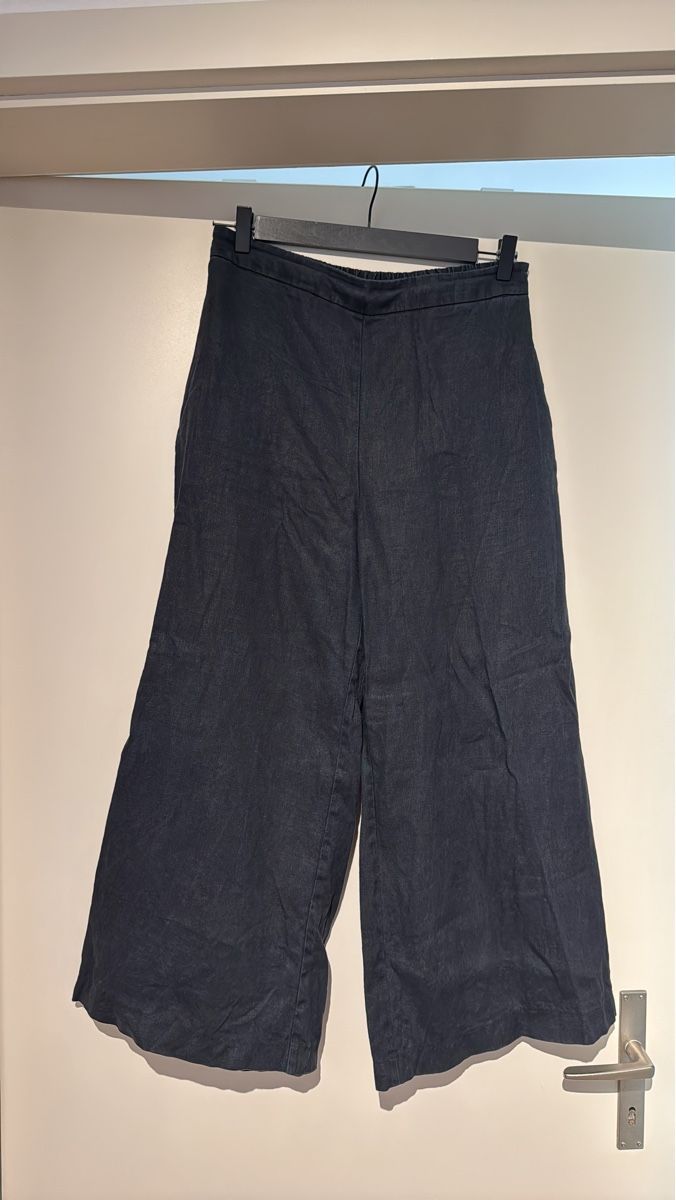 Mango Pantaloni: Wide Leg 100% Leinen Hose Schwarz  – Usato da Zürich venduto da AnnaSaskia