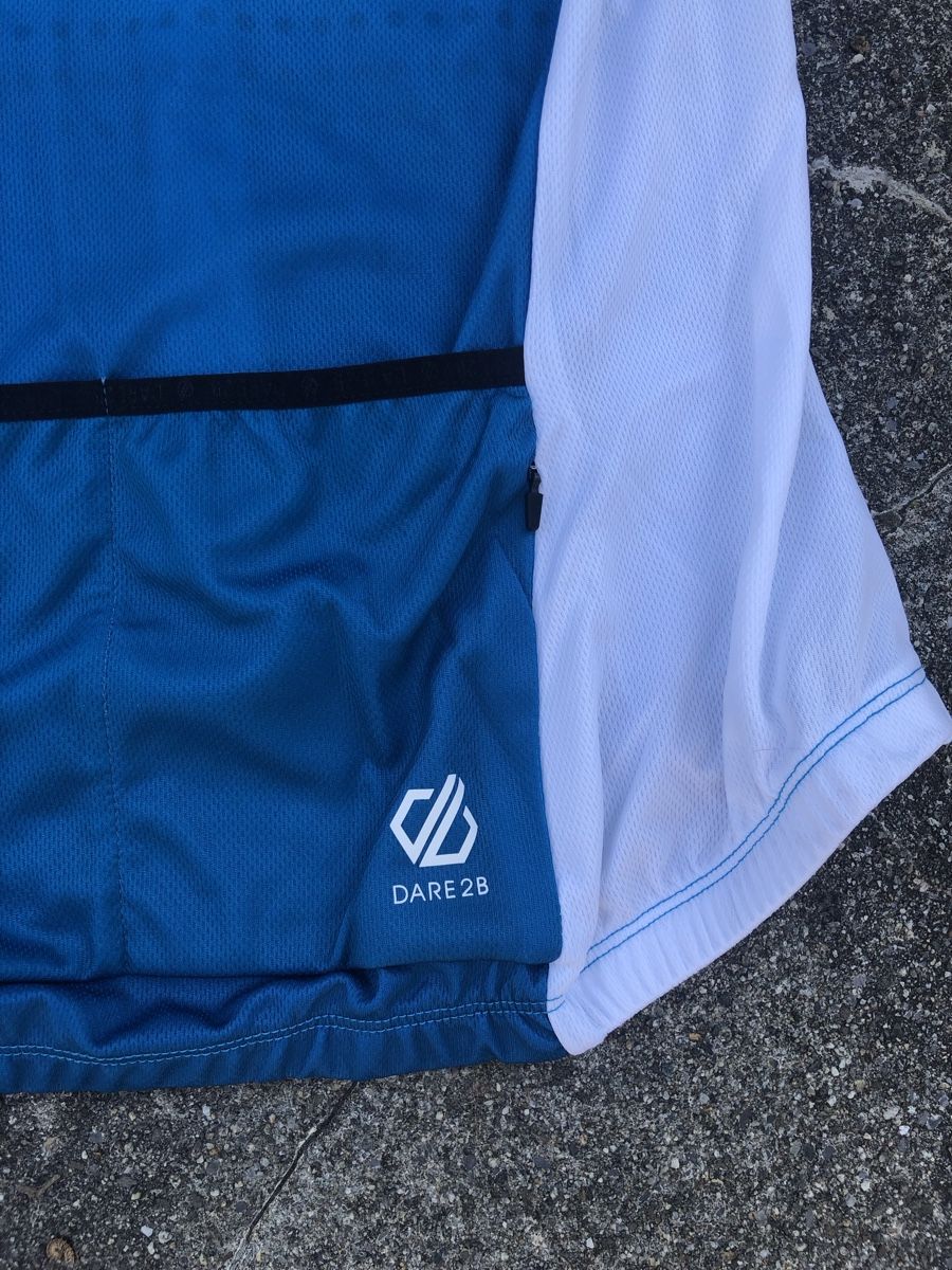 Maillots de corps & Pantalons: Dare2b Cycling Shirt – D'occasion à Fribourg par ann_l9b7 6