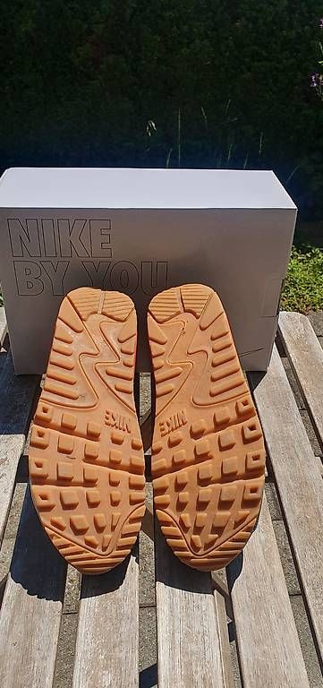 Nike Scarpe da uomo: Nike Air Max 90 schwarz, Grösse 42 – Usato da Udligenswil venduto da sha_8tx2 4