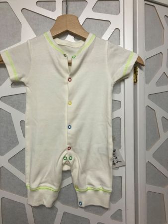 Kurzarm Strampler aus Bio Baumwolle