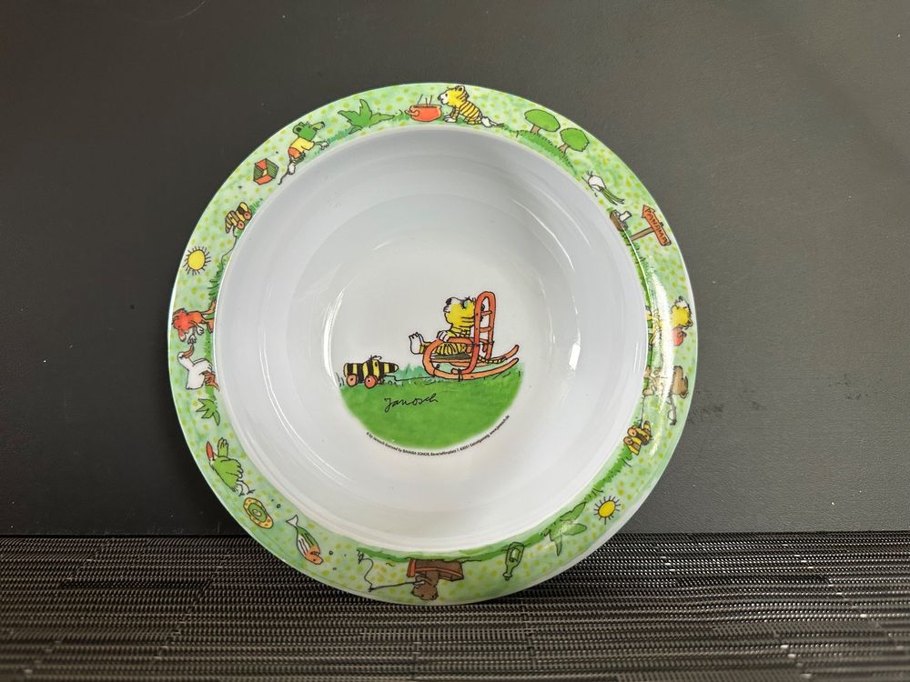 Winnie The Puuh Kinderteller Aus Kunststoff – 20 Cm, Orange, Mit Personalisiertem Namen