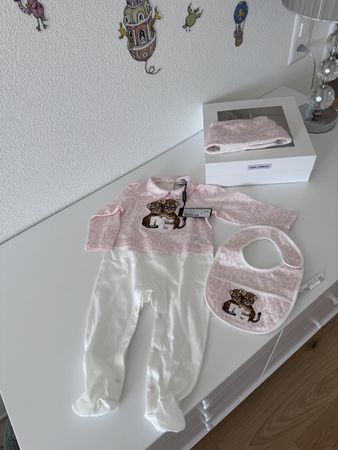 Baby Body Mütze Lätzchen Dolce & Gabbana 6/9M neu
