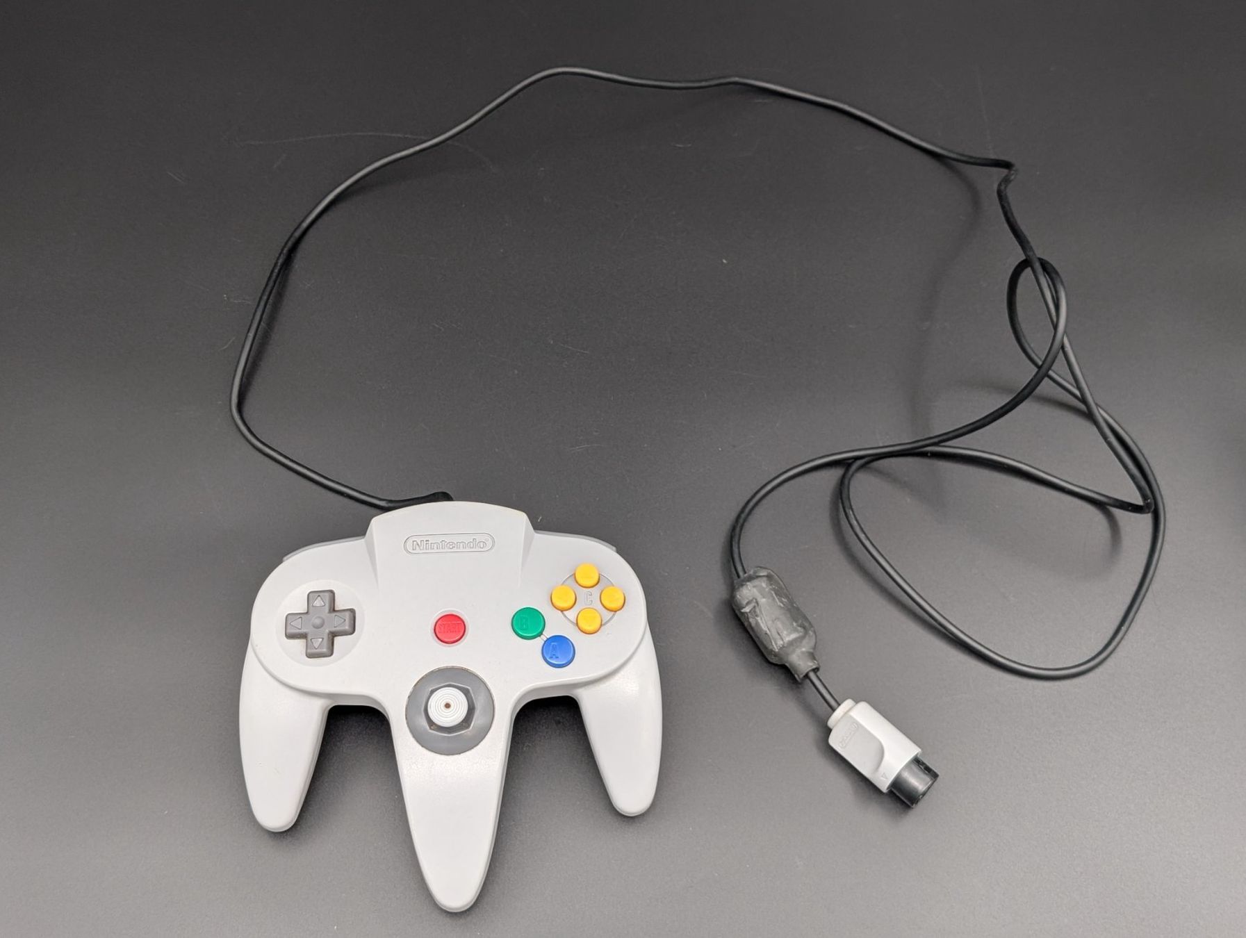Nintendo Controller: Original Nintendo 64 N64 Controller Grau – Defekt aus Wiezikon b.Sirnach von Romsche 9