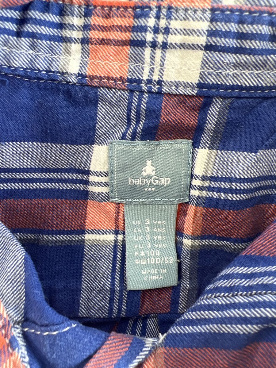 Gap Camicie, T-shirt & Polo: Gap und Tom Taylor Hemden – Usato da Aeugst am Albis venduto da Bsaeub 2