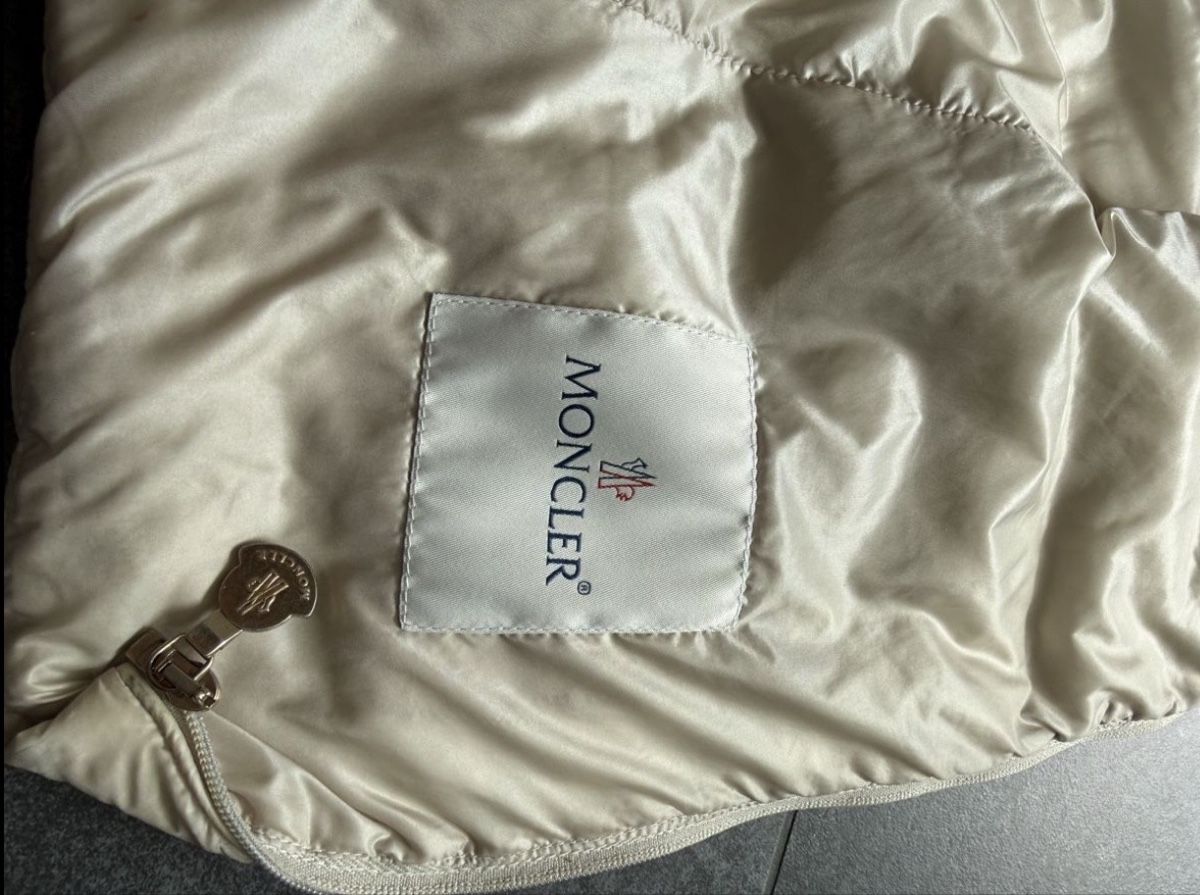 Moncler Altro abbigliamento per bambina: Weste Moncler 164 – Nuovo (secondo la descrizione) da Ebikon venduto da nat_jzh5 3
