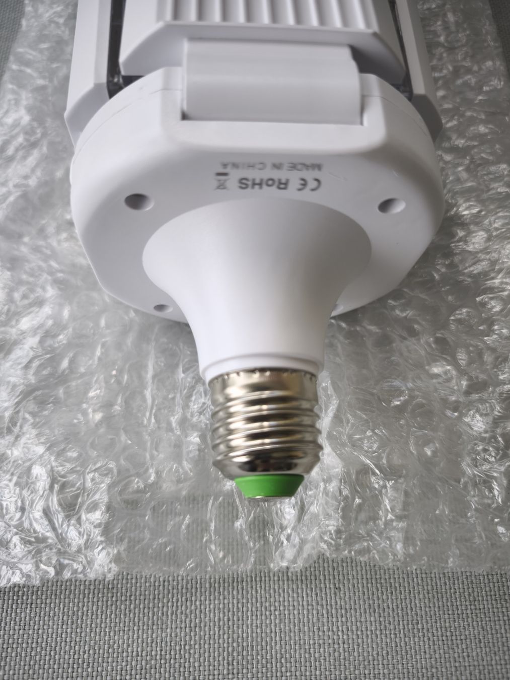 Lampade: LED Pflanzenlampe, Birne 200 Watt – Nuovo e nell'imballaggio originale da Birmensdorf ZH venduto da Hagenbuchertrade 3