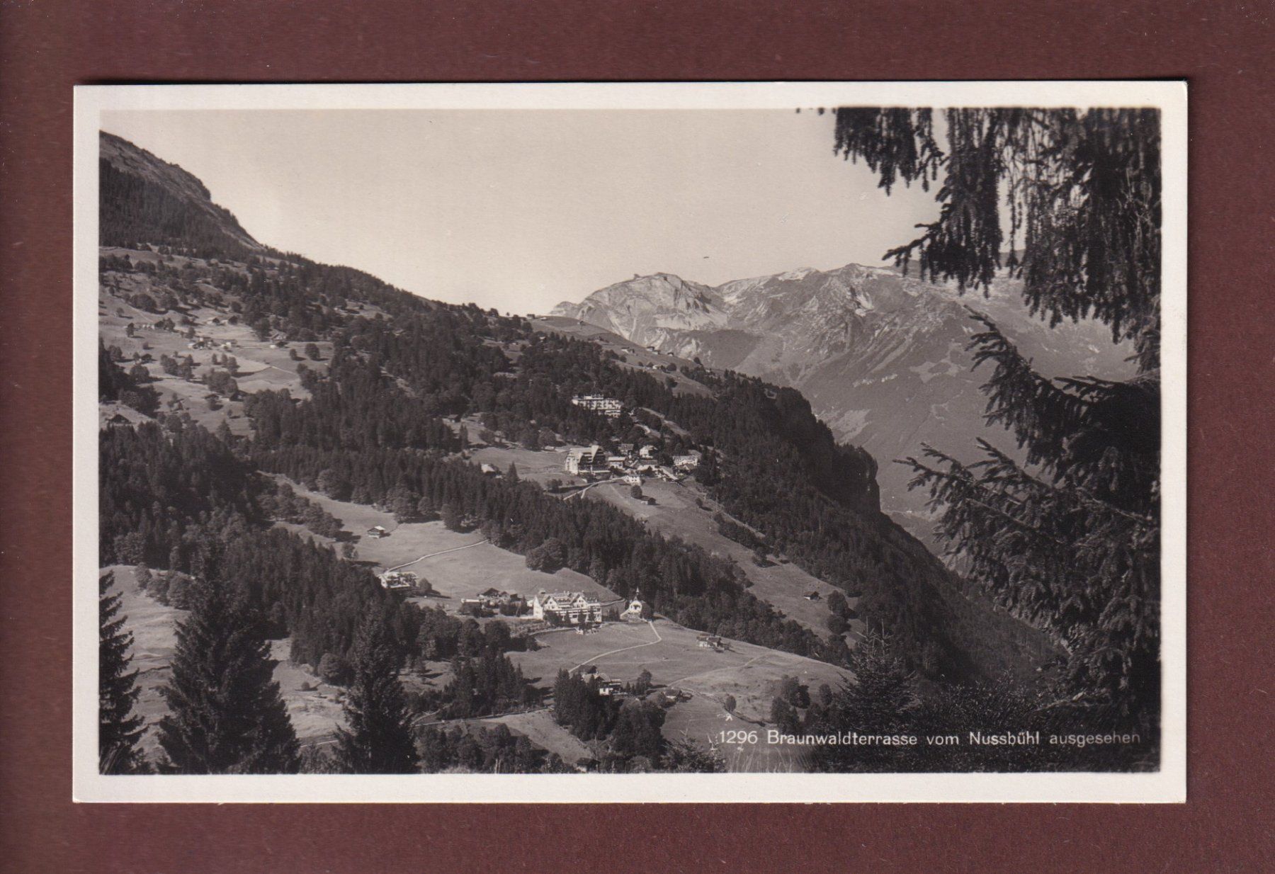 Cartoline postali: BRAUNWALDTERRASSE vom Nussbühl – Usato da Pully venduto da nicecards
