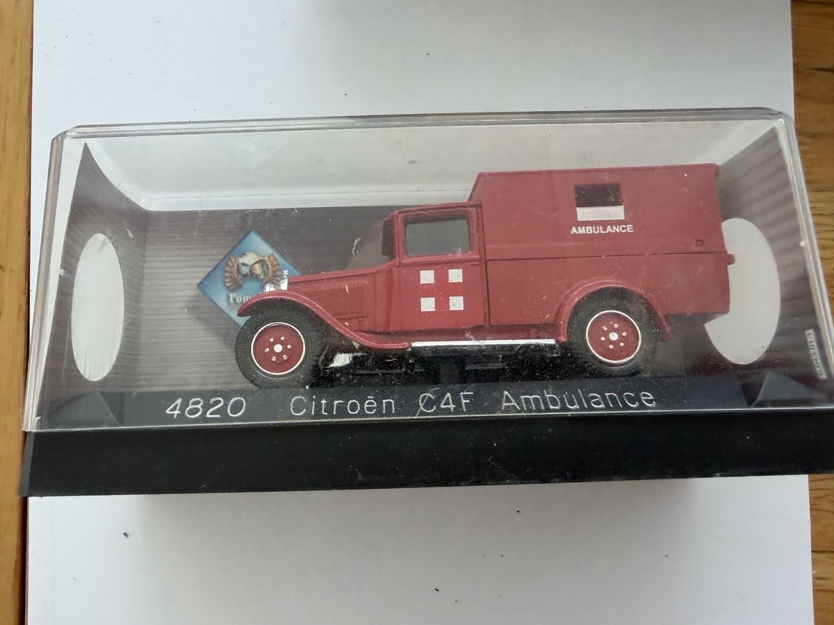 Citroën Modellautos:  Solido Citroën C4F Ambulance  – Gebraucht aus Echallens von JAR69