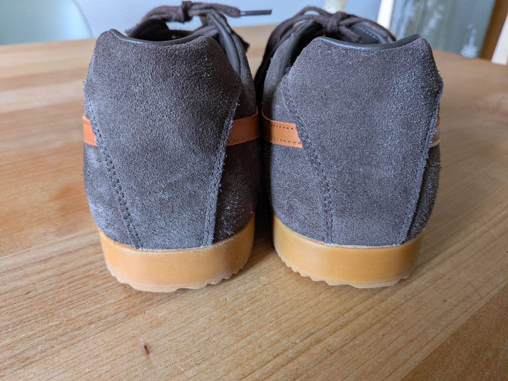 Scarpe da uomo: Sneaker Gola 42 – Nuovo (secondo la descrizione) da Dornach venduto da Bagpipe 4