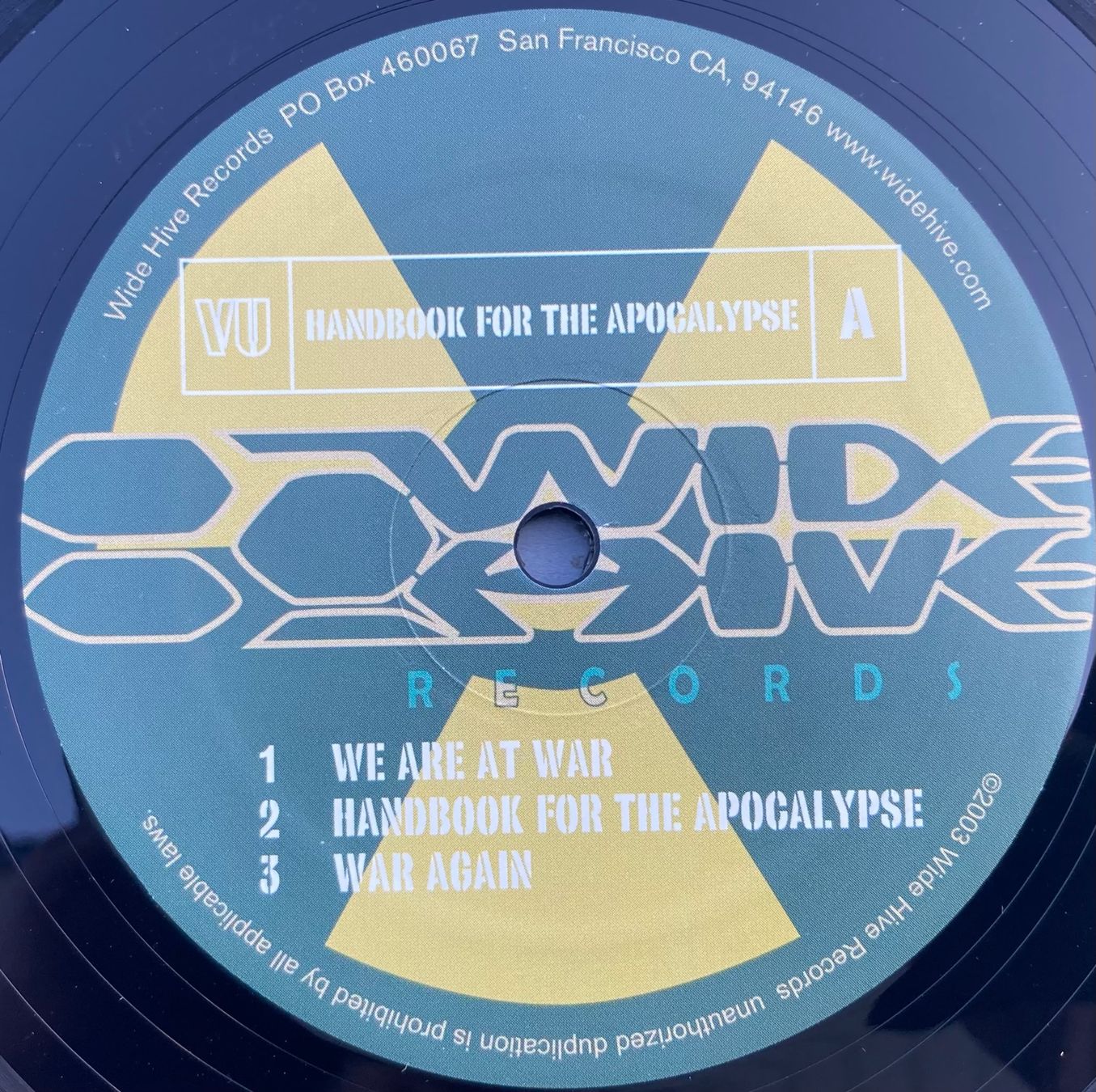 Vinyles: VARIABLE UNIT - HANDBOOK FOR THE APOCALYPSE – D'occasion à Poliez-Pittet par Newtown-Records 2
