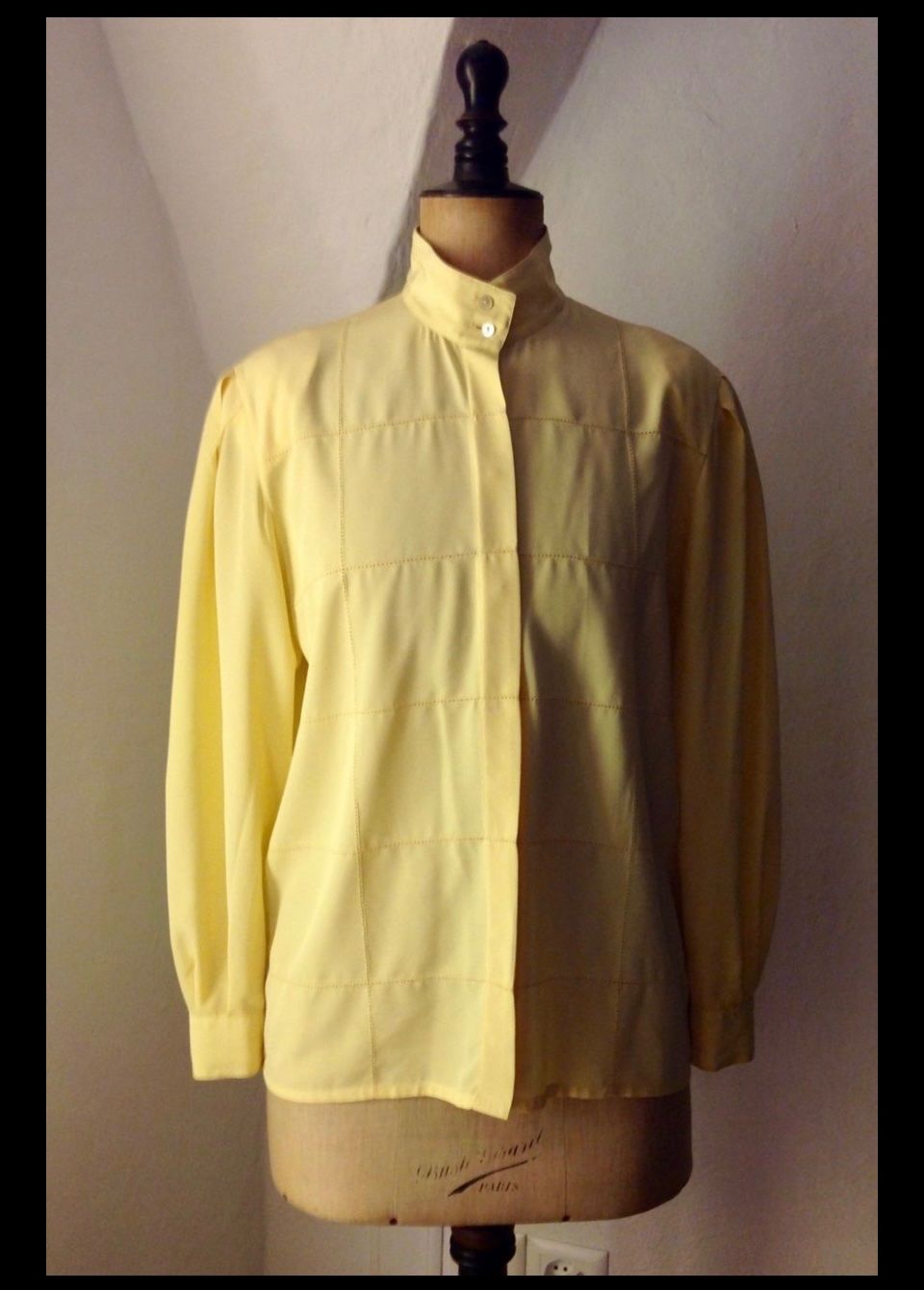 Blusen: E.,  Bluse Feraud Designer Mode Kleider neuwertig Gr. 38/40 – Gebraucht aus Au ZH von Kross