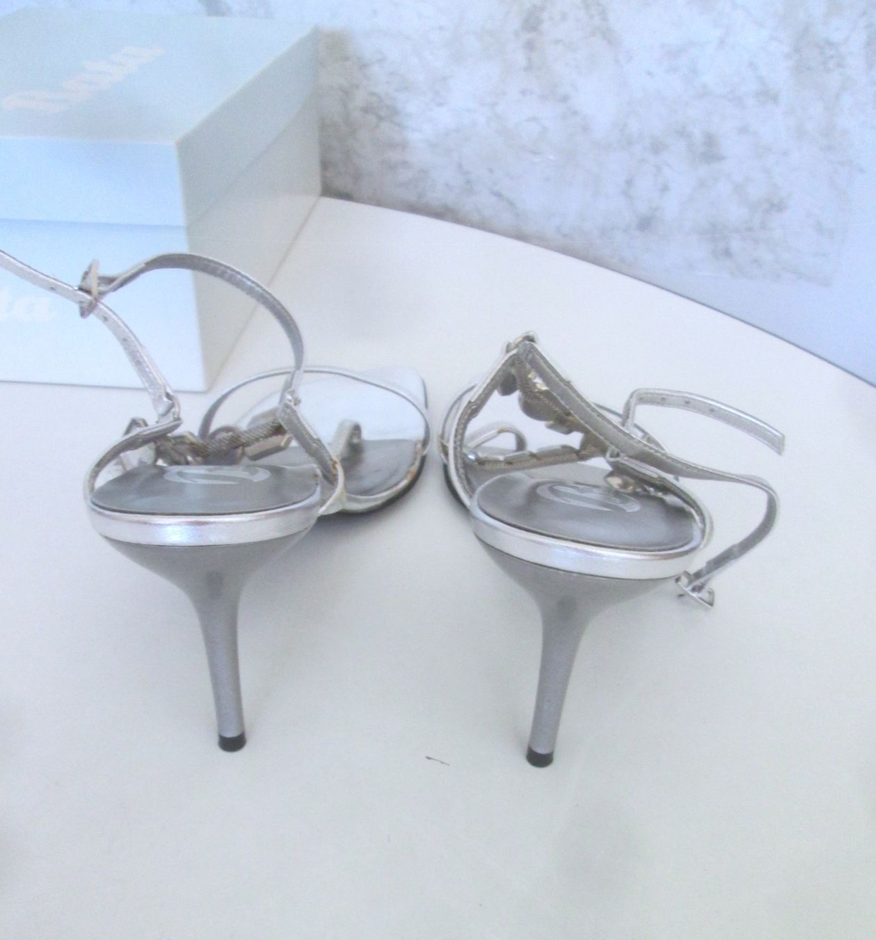 Scarpe da donna: Bata Flip-Flops mit Strasssteinen, Größe 38, neu – Nuovo e nell'imballaggio originale da Sementina venduto da babucia 1